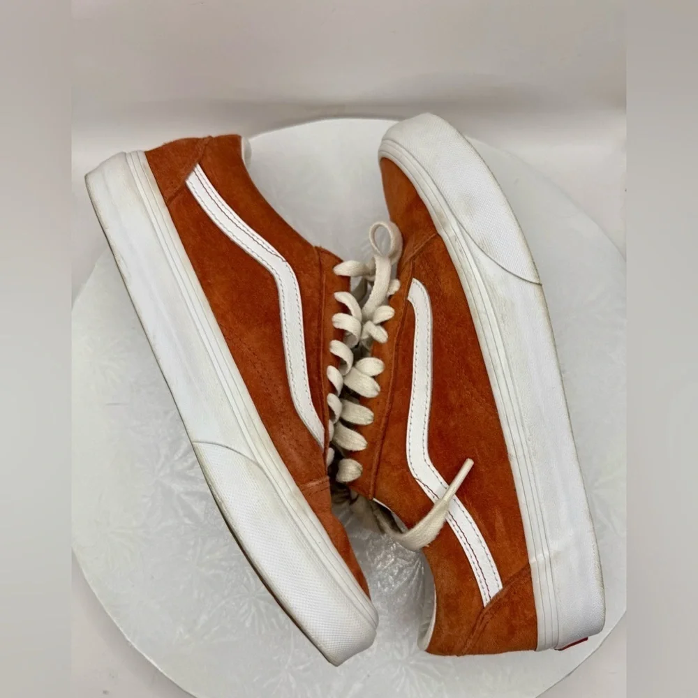 Vans Old‎ Skool Men's Suede Sneakers Burnt Orange Men Size 7 Women’s Size 8.5